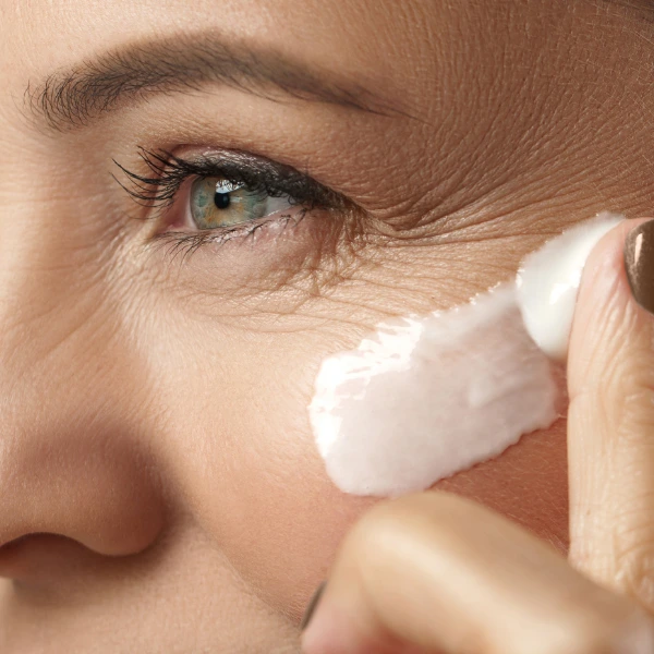 Anti-Aging Facial 1 Explore the benefits, procedure, and cost of anti aging facials in India. Restore youthful glow with expert care at Dua Beauty Cosmetics.